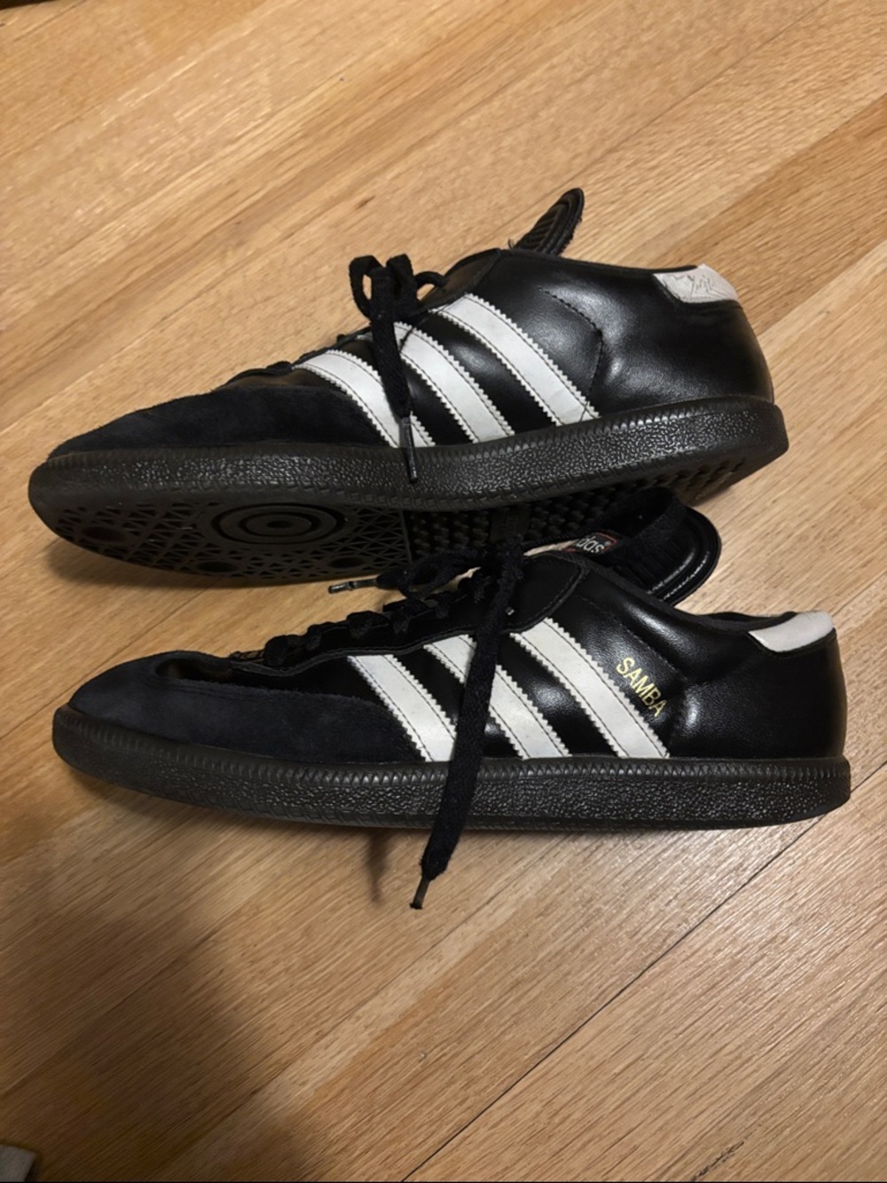 Adidas Men's Samba Classic Indoor Shoes